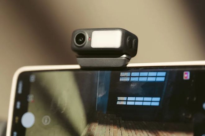 Moblie 7 Pro稳定器首发初体验！k8凯发一触即发549元！大疆OSMO(图5)