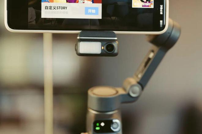 Moblie 7 Pro稳定器首发初体验！k8凯发一触即发549元！大疆OSMO(图10)